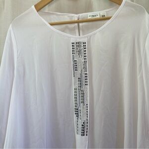 Cato White Top with Black Accents 18/20W‎